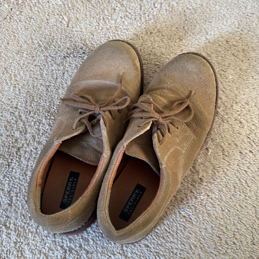 Sperry Topsider size 5M